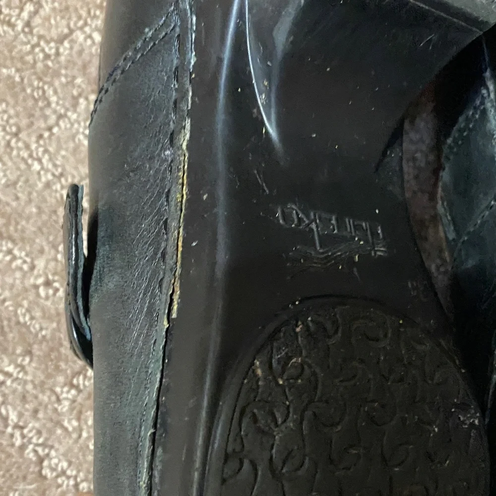 Dansko Black Leather Slip-On Size 36 (6) Loafers with Buckle Accent Clogs